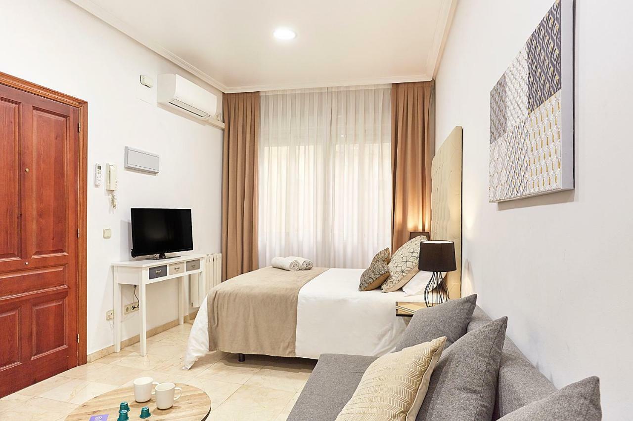 Ferienwohnung LEEWAYS LOFT X in GRAN VIA Madrid Exterior foto